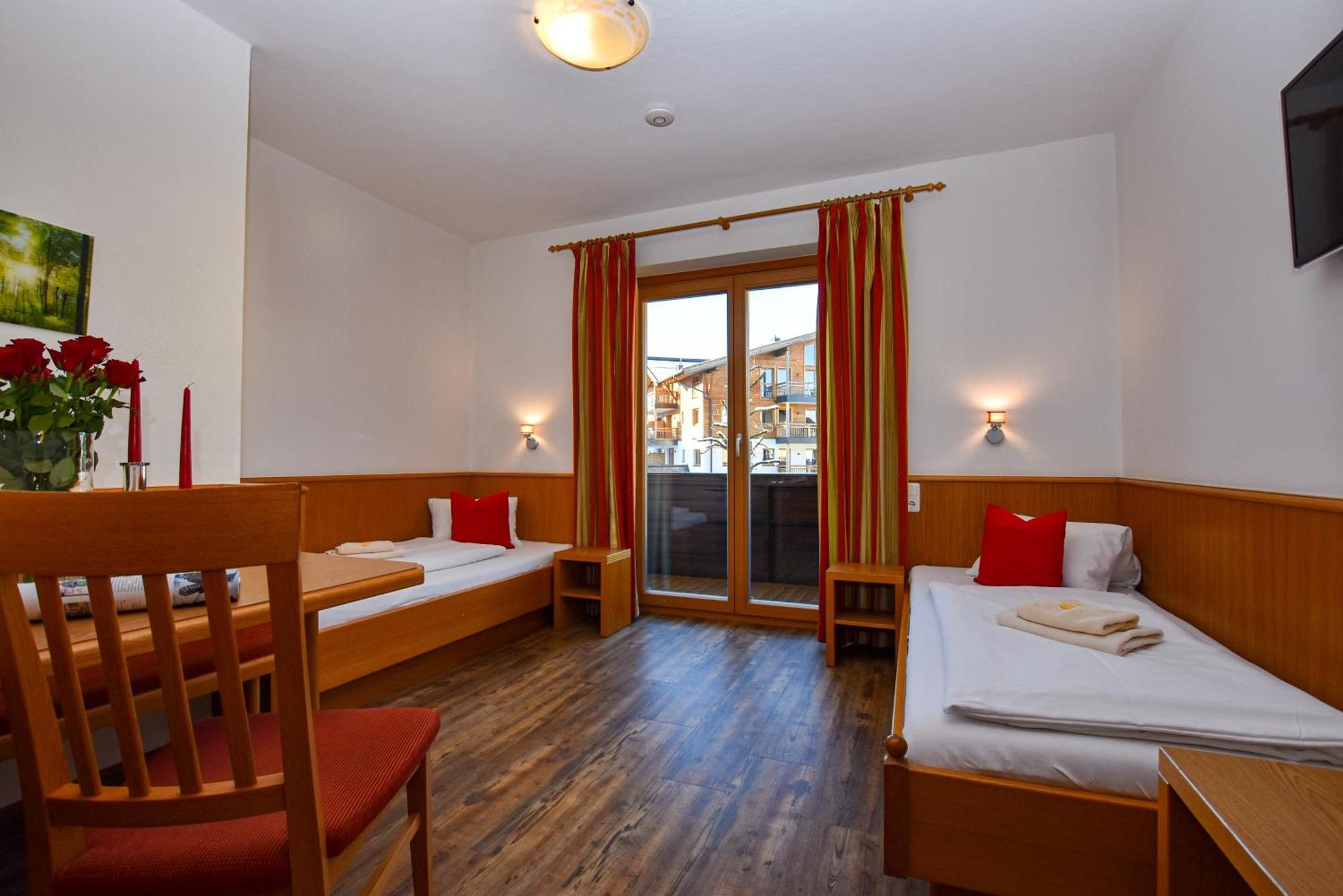 Hotel-Garni Austria 베스텐도르프 외부 사진
